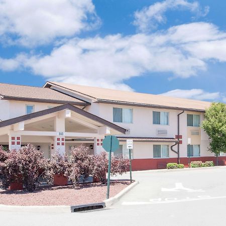 Super 8 By Wyndham Middletown Motel Luaran gambar