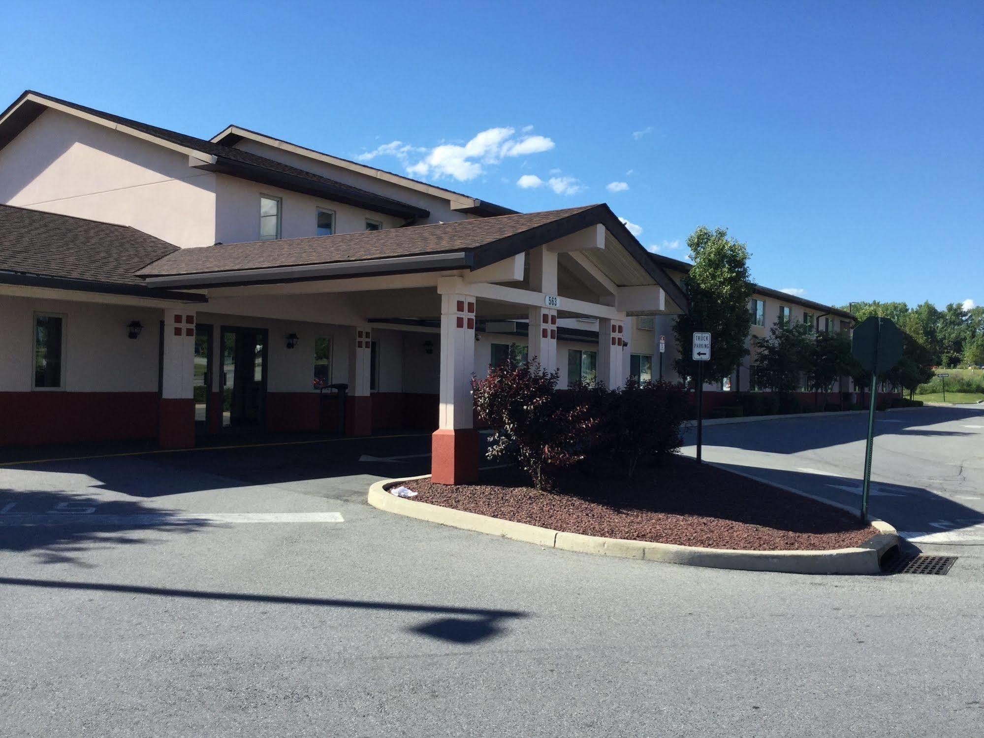 Super 8 By Wyndham Middletown Motel Luaran gambar